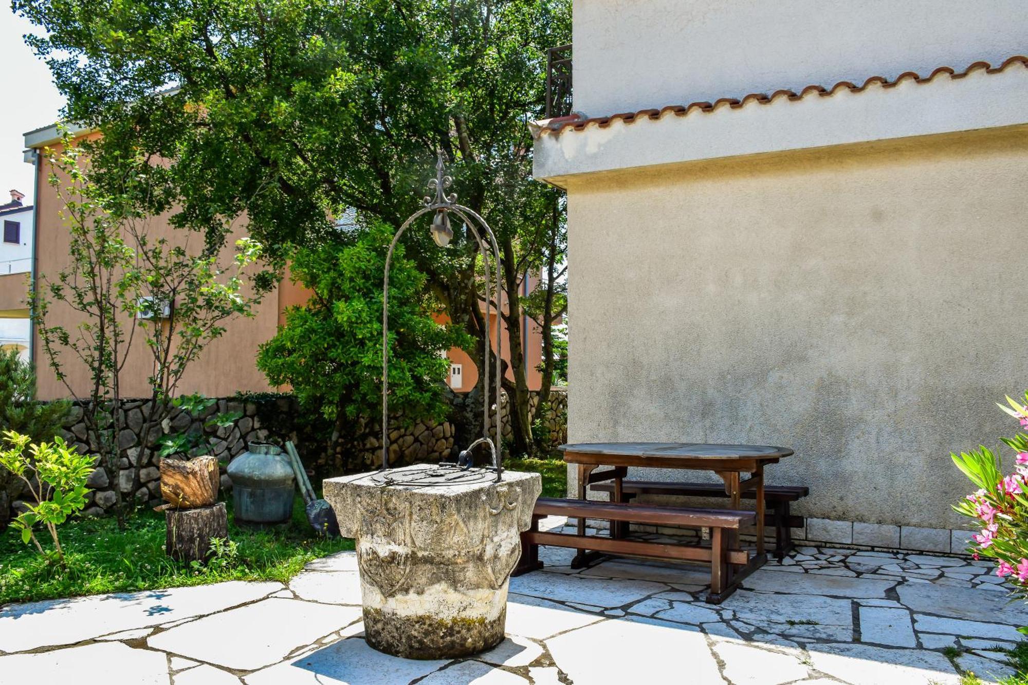 Apartment Zanic Novi Vinodolski Exterior foto